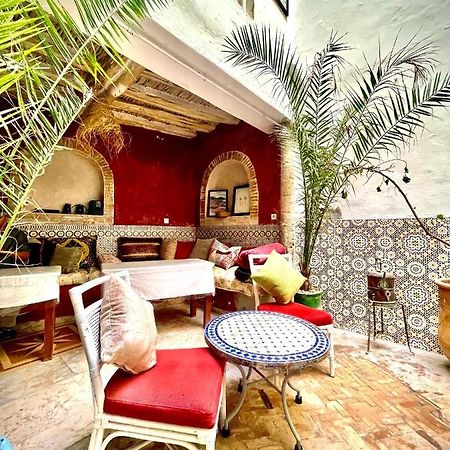 Essaouira Youth Hostel & Social Travel ภายนอก รูปภาพ